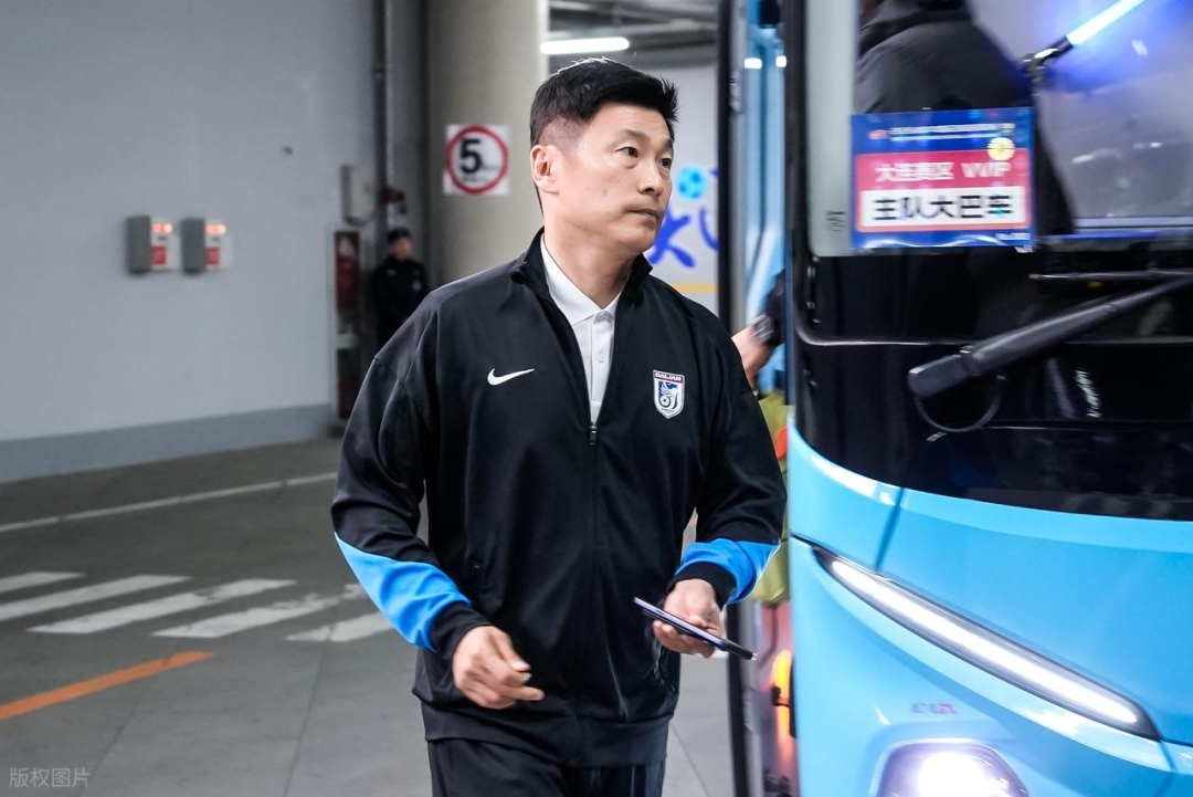 湖人计划送两将 腾空间留里夫斯